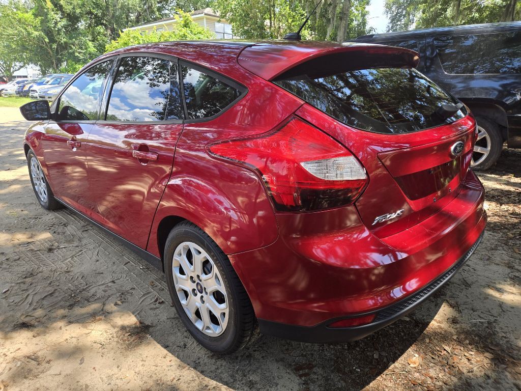 2012 Ford Focus Image 9