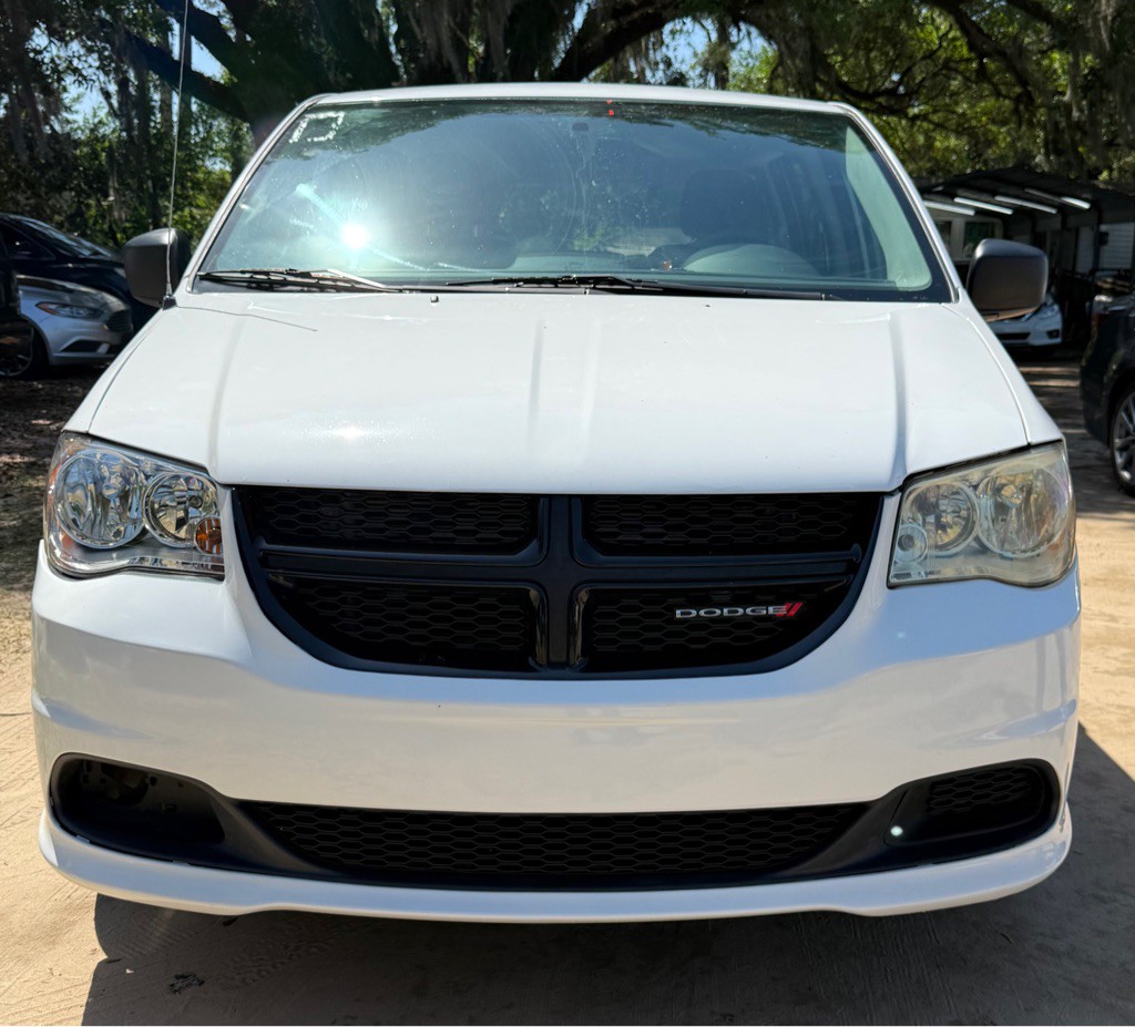 2015 Dodge Grand Caravan Image 2