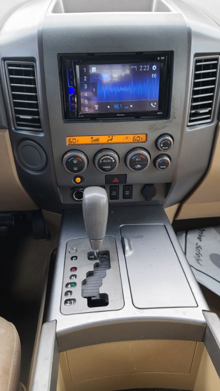 2006 Nissan Armada Image 12