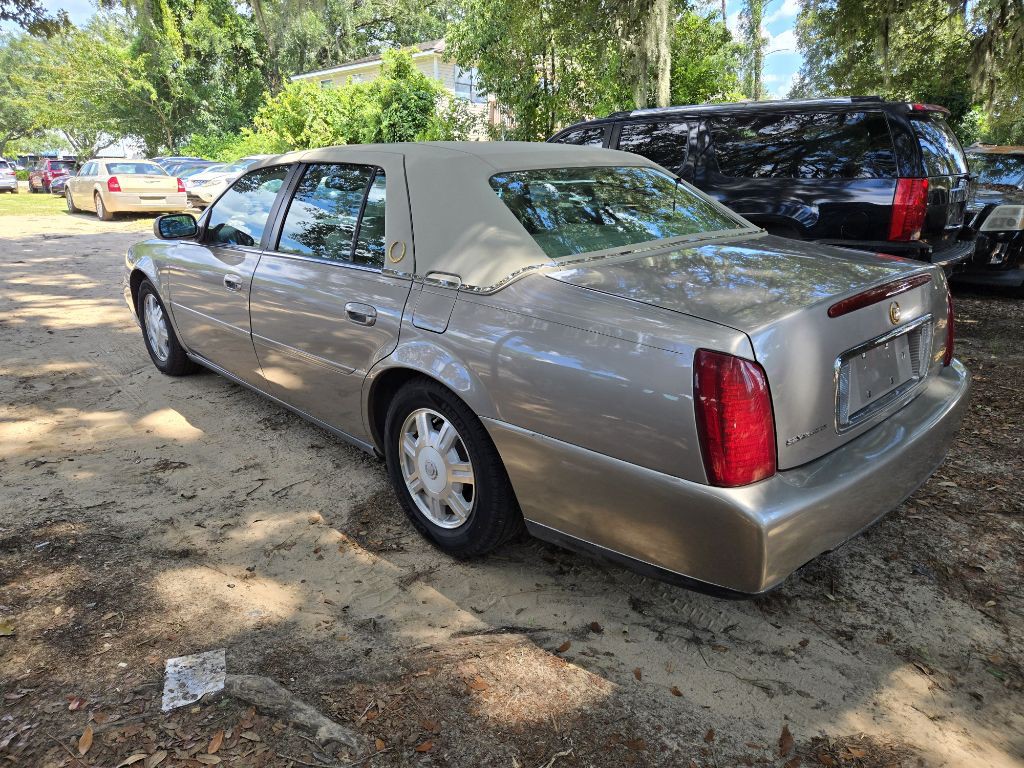 2003 Cadillac DeVille Image 17