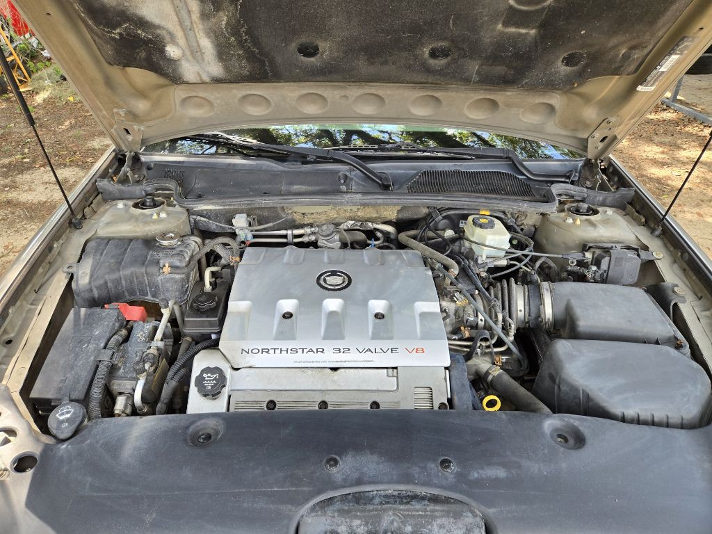 2003 Cadillac DeVille Image 26