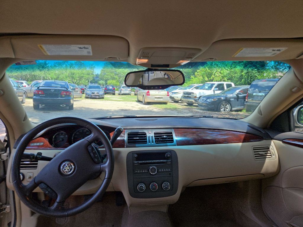 2009 Buick Lucerne Image 10