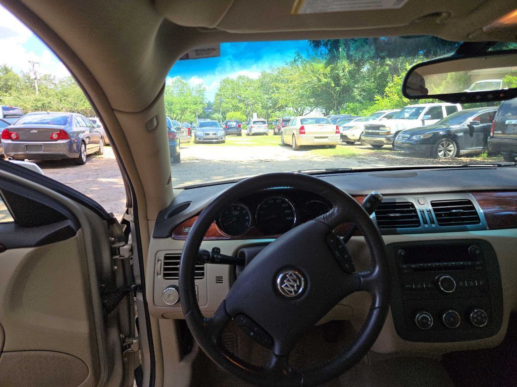 2009 Buick Lucerne Image 12