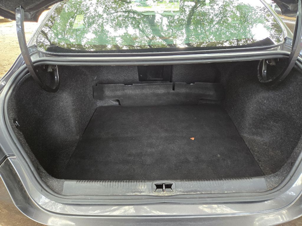 2015 Chrysler 200 Image 11