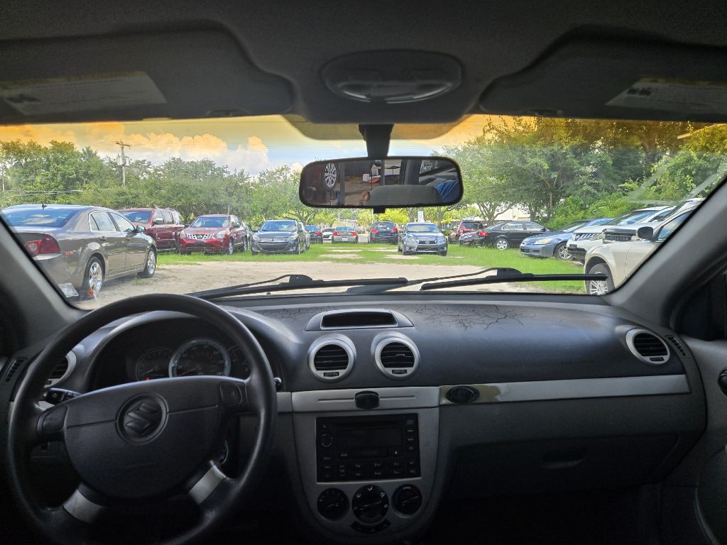 2006 Suzuki Forenza Image 11