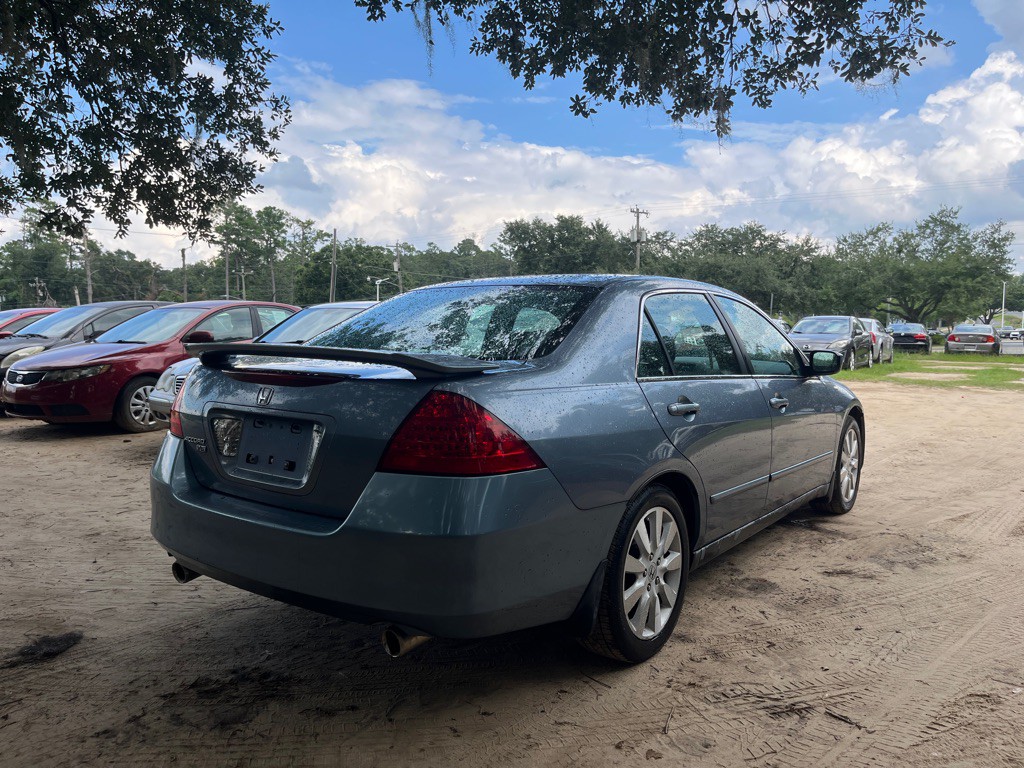 2007 Honda Accord Image 7