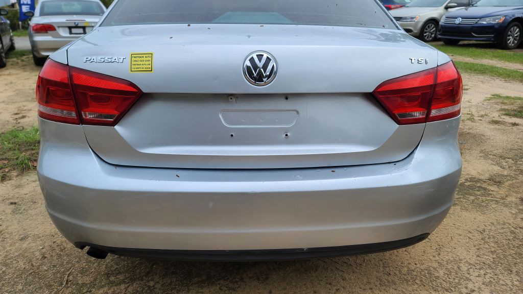 2015 Volkswagen Passat Image 5