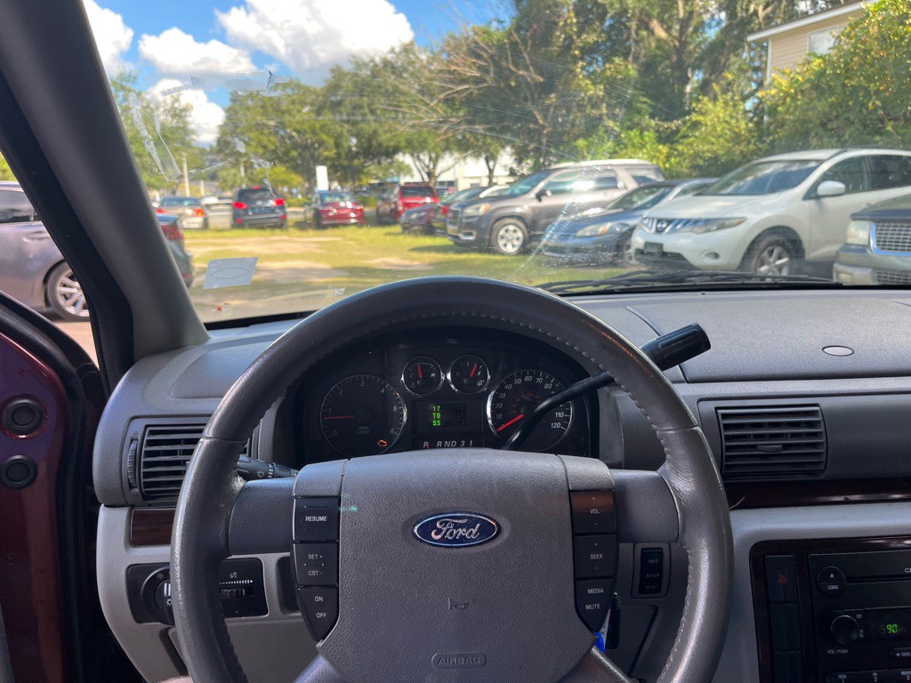 2006 Ford Freestar Image 11