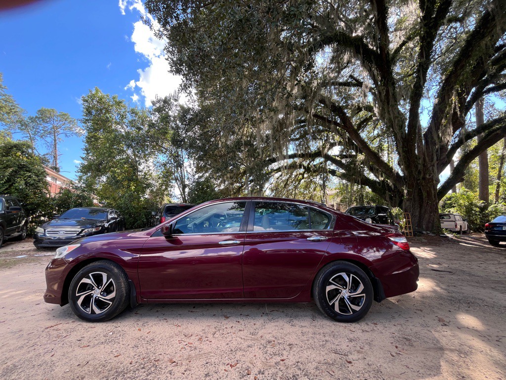 2017 Honda Accord Image 4