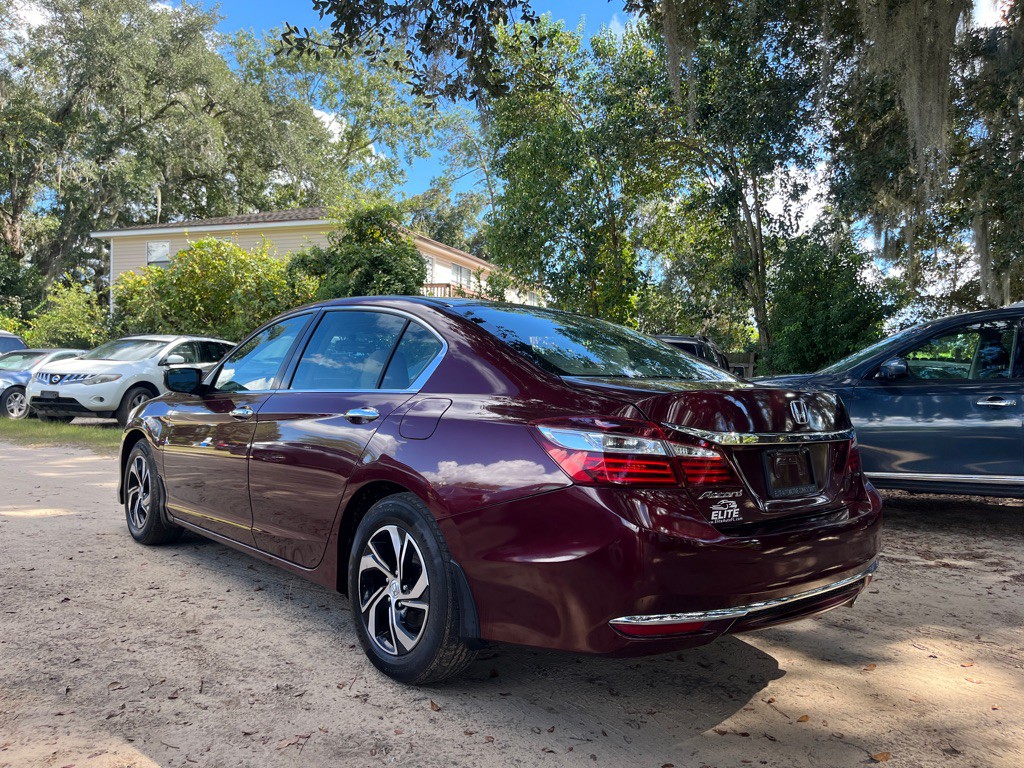 2017 Honda Accord Image 5