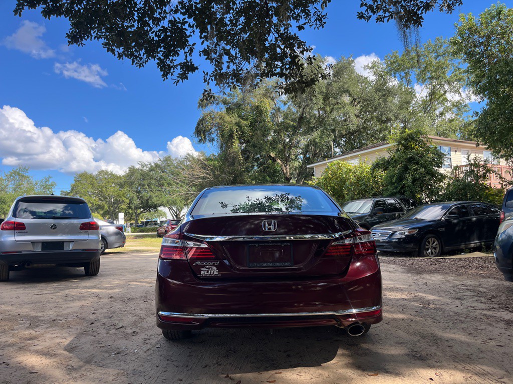 2017 Honda Accord Image 6