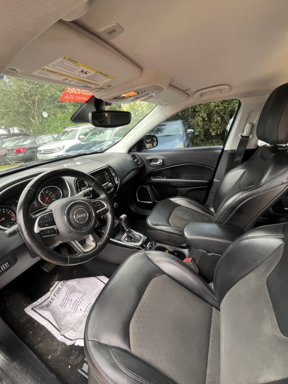 2018 Jeep Compass Image 9