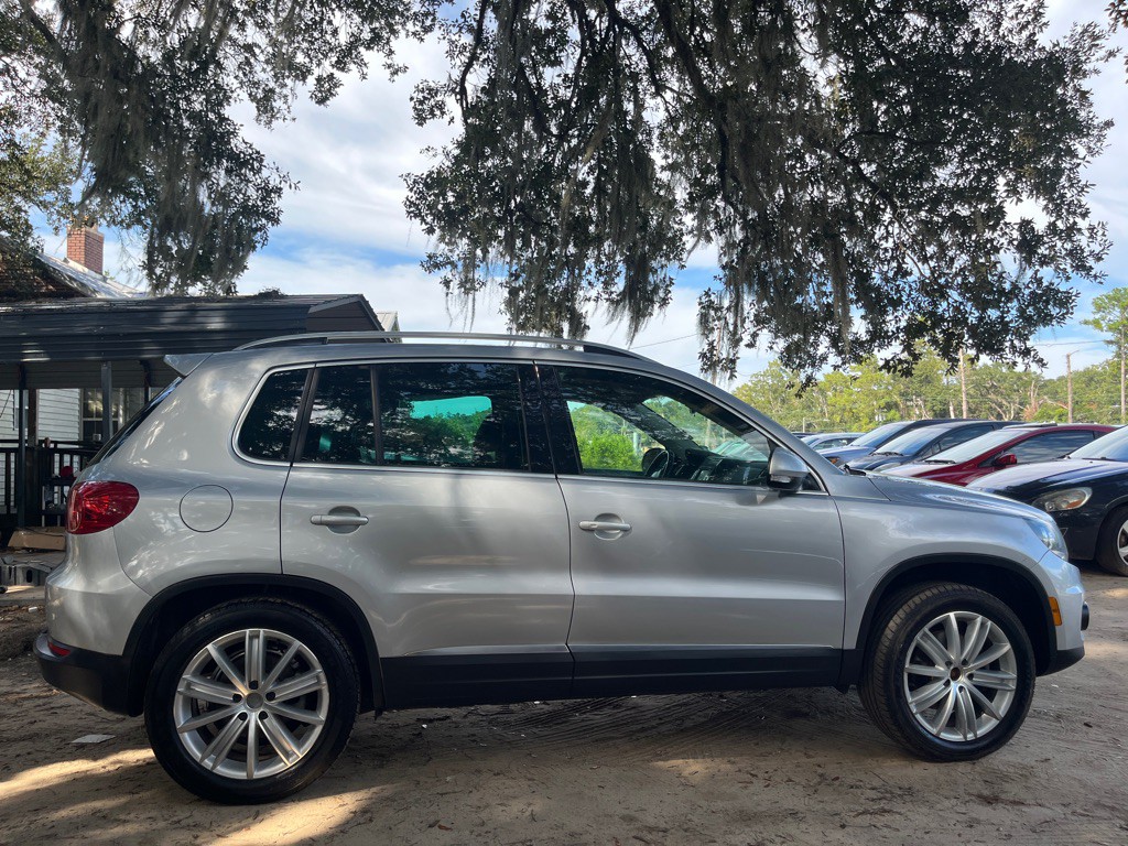 2015 Volkswagen Tiguan Image 8