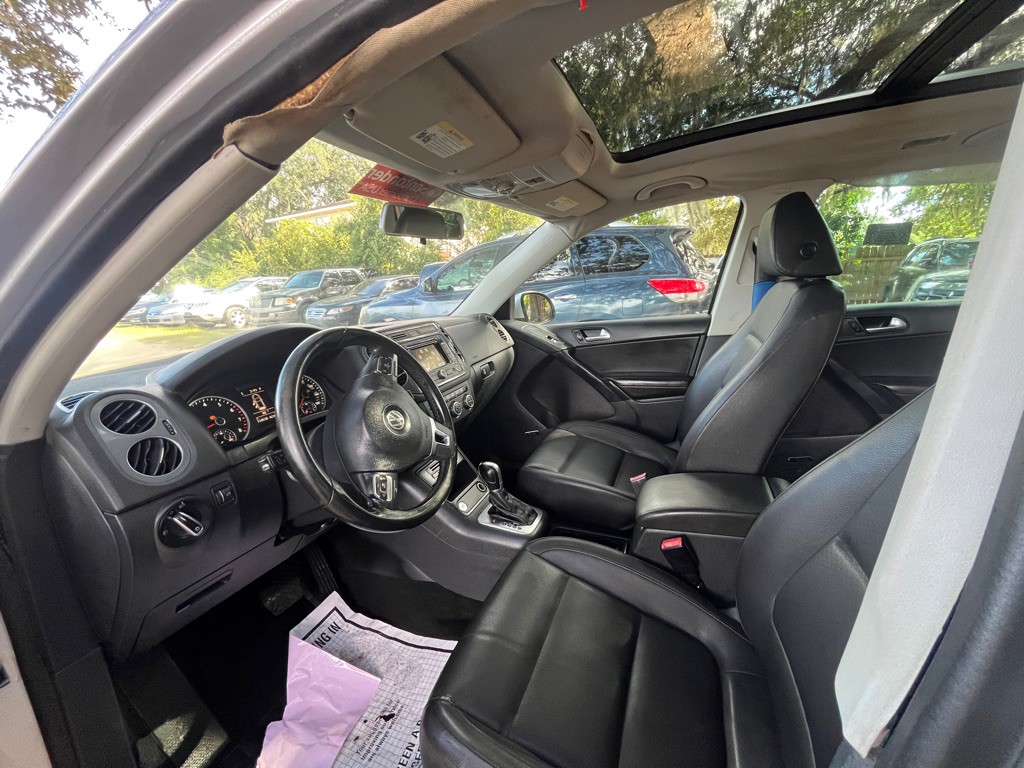 2015 Volkswagen Tiguan Image 9