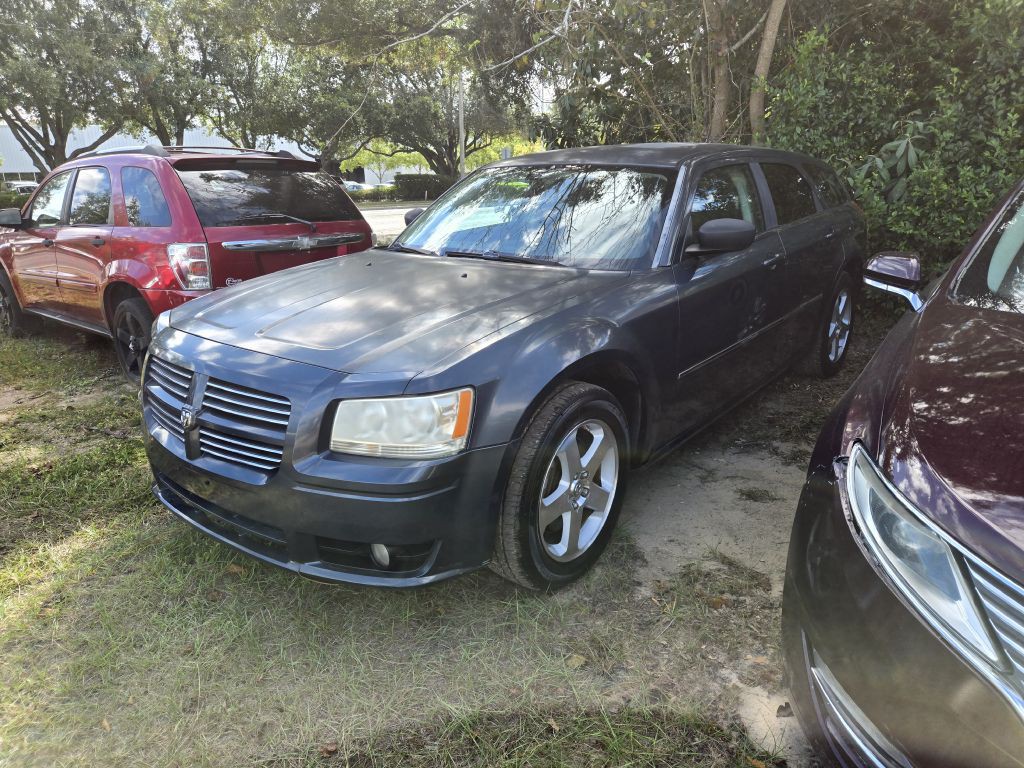 2008 Dodge Magnum Image 2
