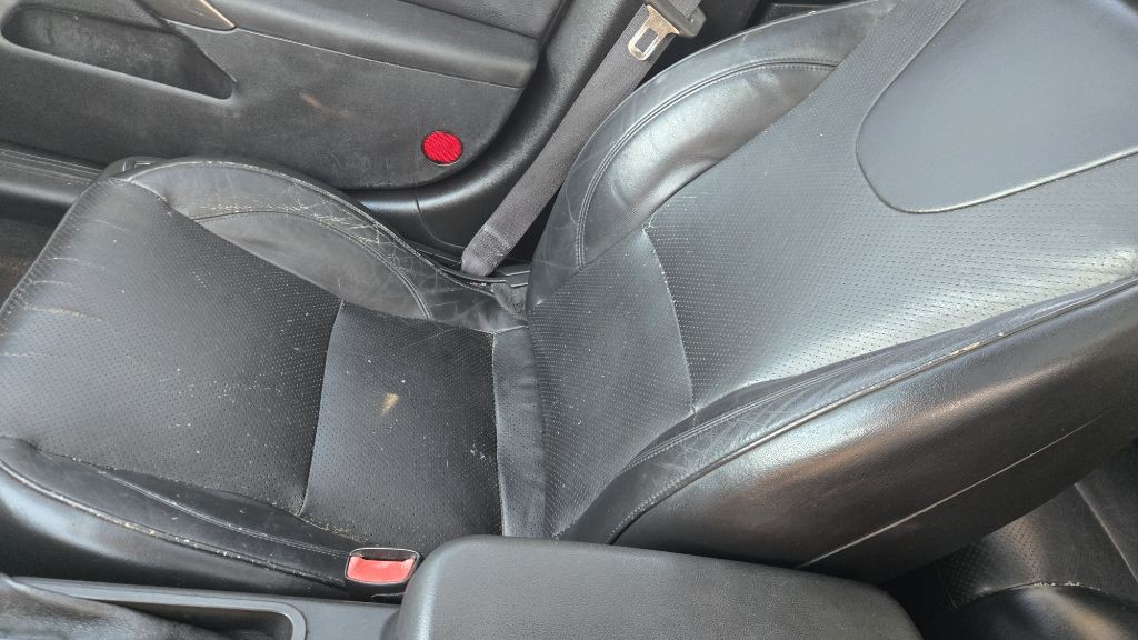 2007 Pontiac G6 Image 12