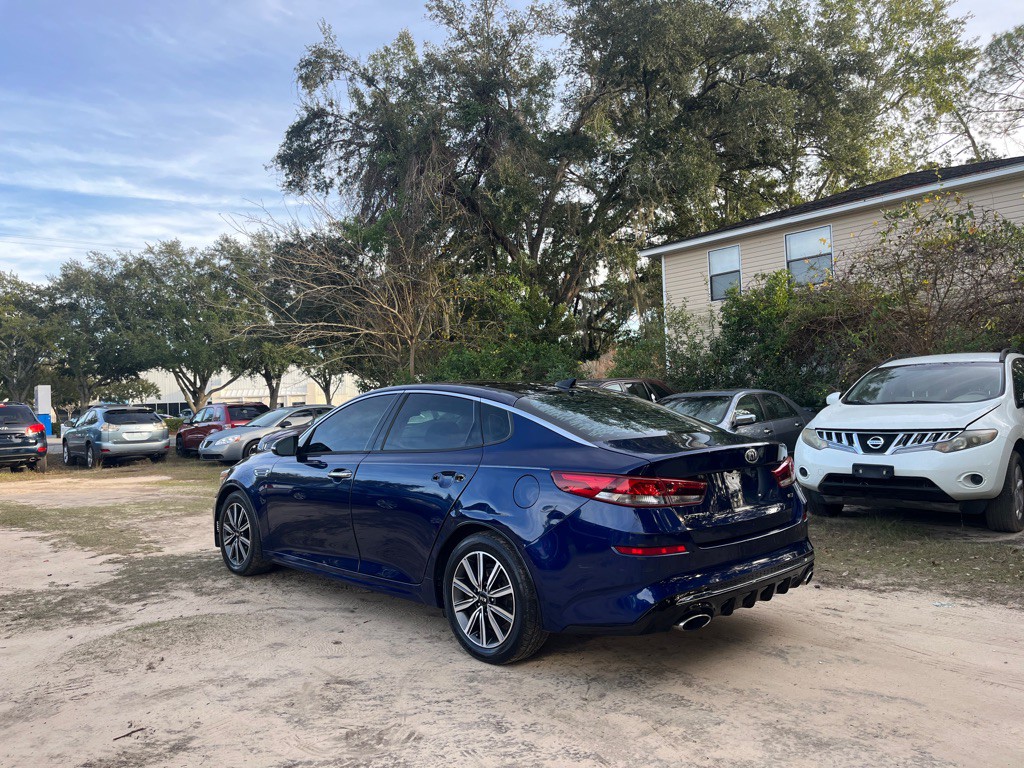 2019 Kia Optima Image 12