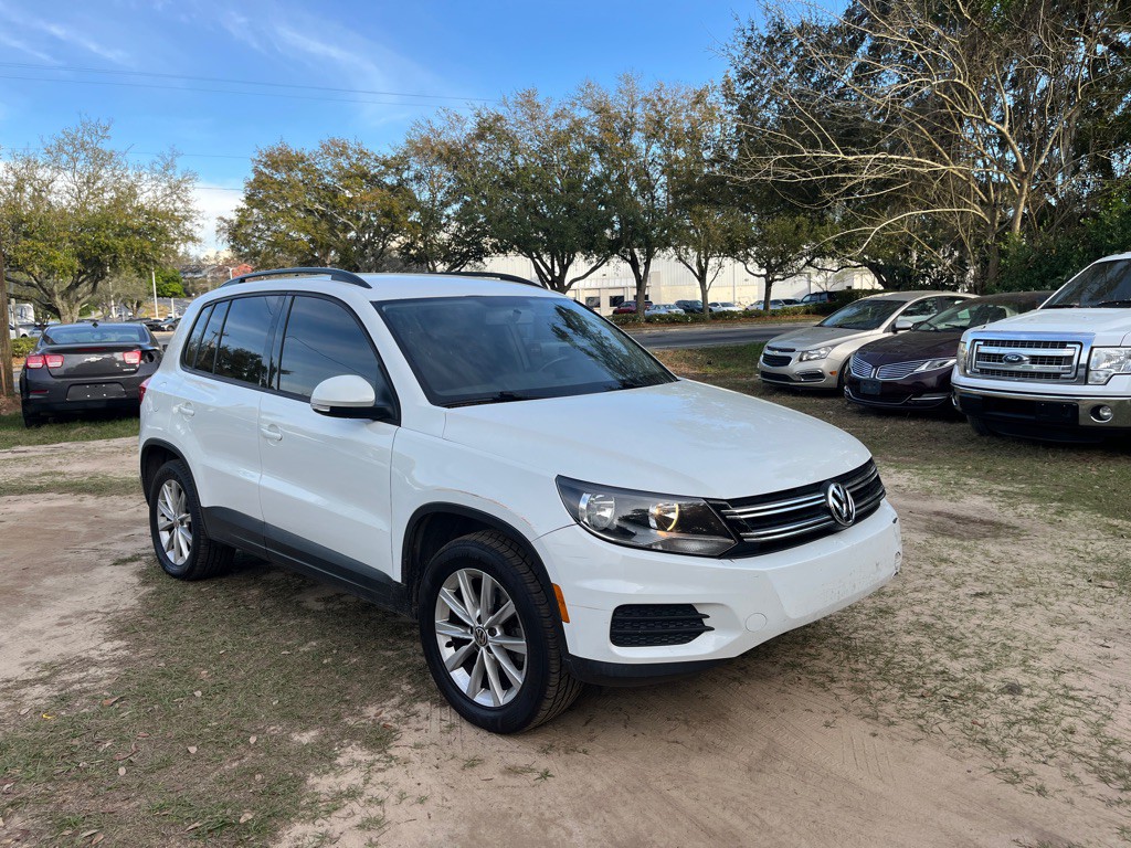 2017 Volkswagen Tiguan Image 1