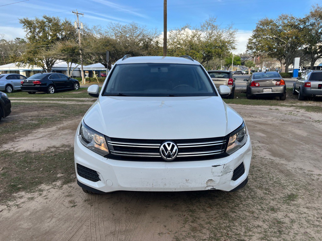 2017 Volkswagen Tiguan Image 2
