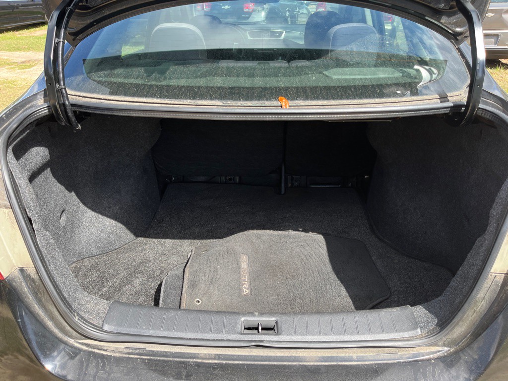 2015 Nissan Sentra Image 11