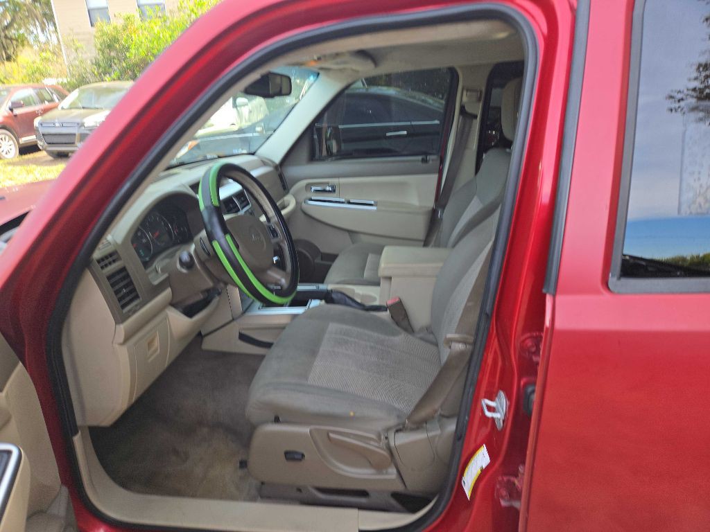 2008 Jeep Liberty Image 10