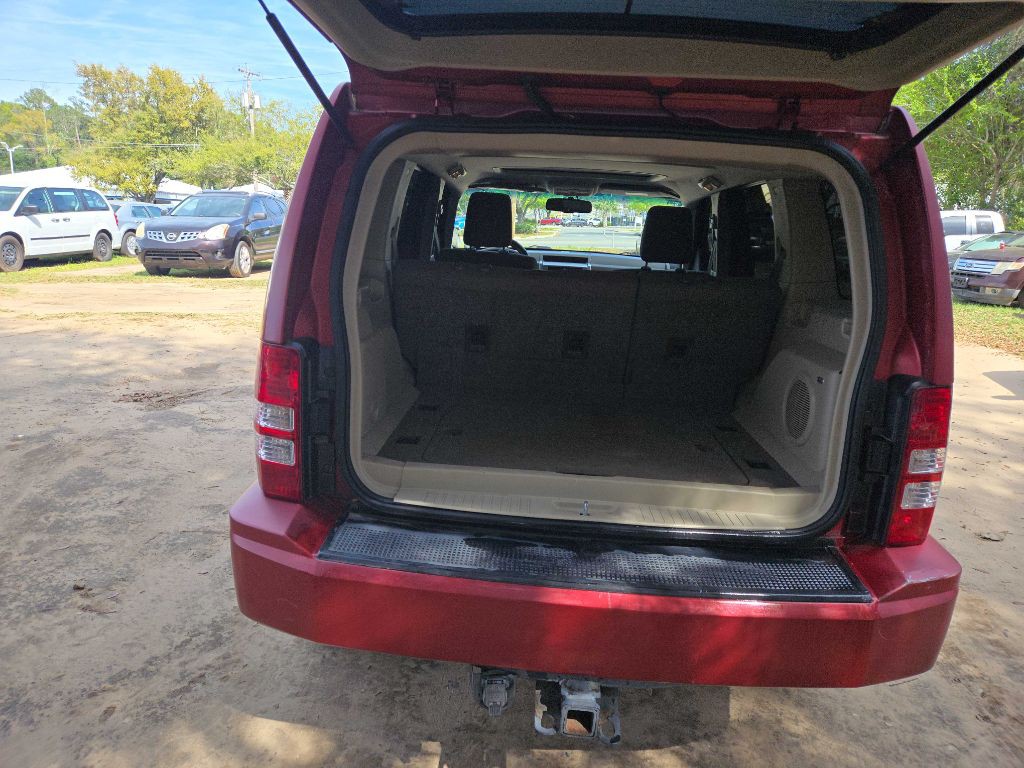 2008 Jeep Liberty Image 12