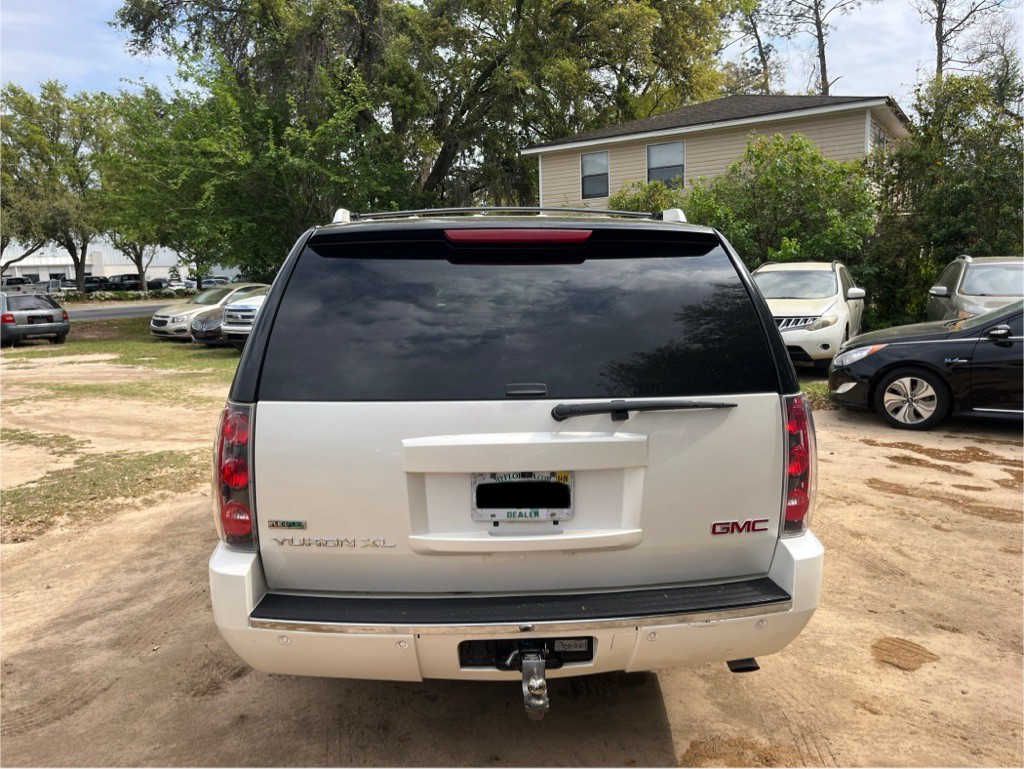 2012 GMC Yukon Image 6