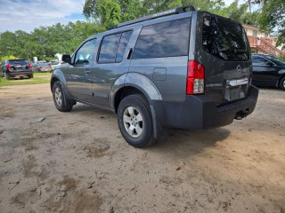Image for 2006 Nissan Pathfinder LE ID: 7492403