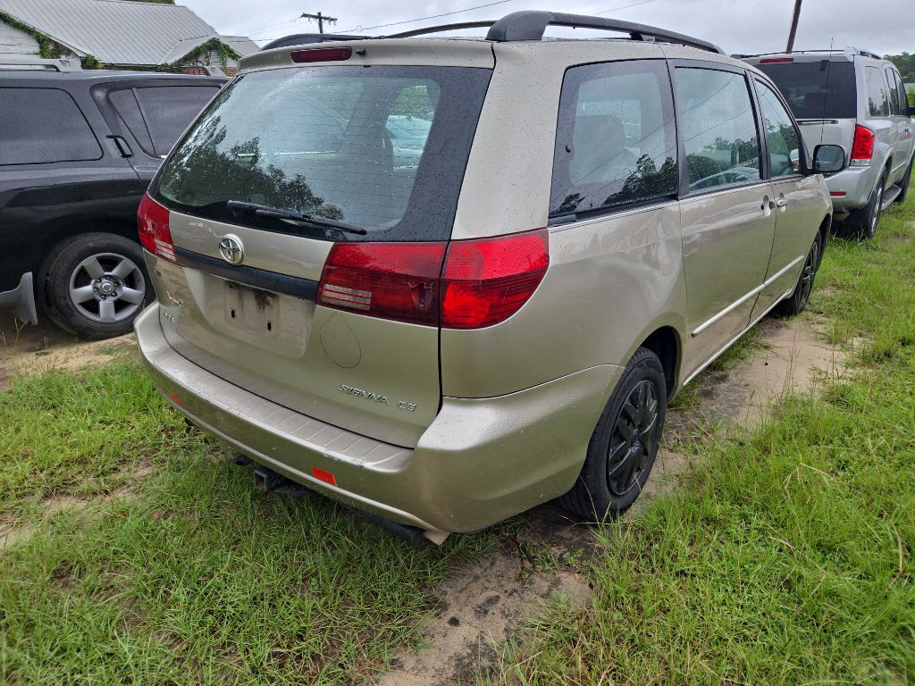 2005 Toyota Sienna Image 4