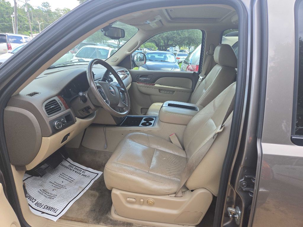 2011 GMC Yukon Image 7