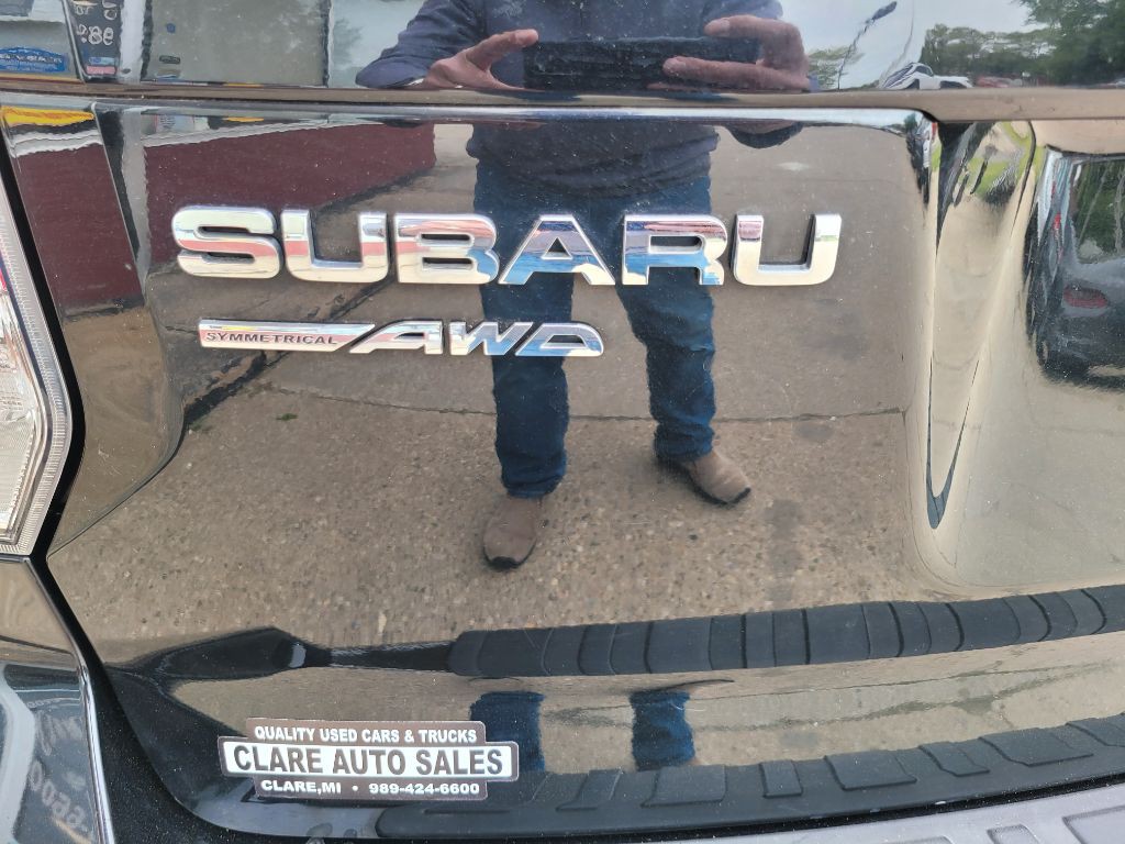 2017 Subaru Forester Image 11