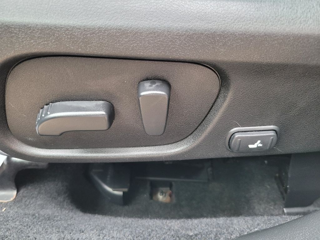 2017 Subaru Forester Image 23
