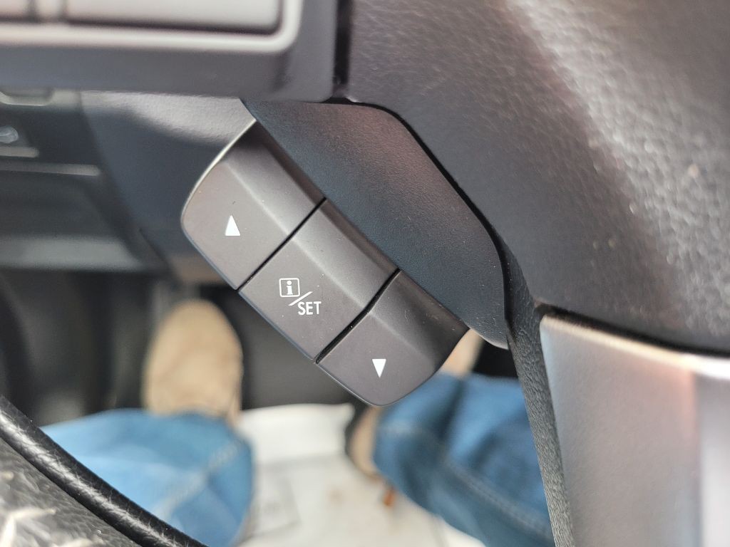 2017 Subaru Forester Image 27