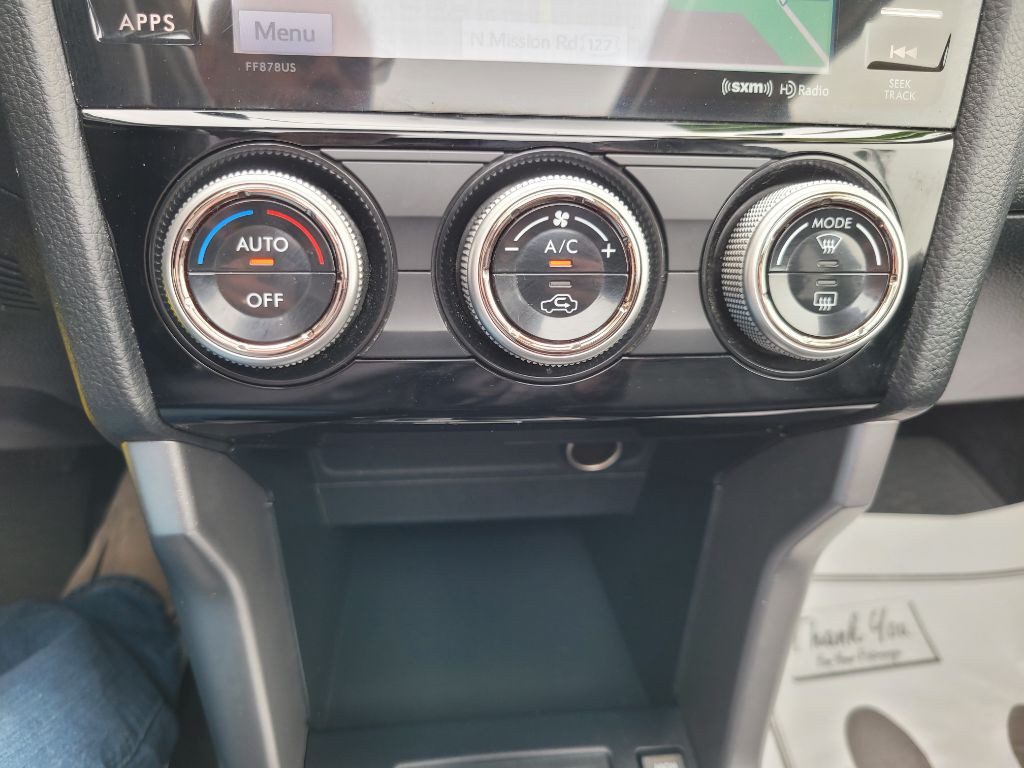 2017 Subaru Forester Image 33