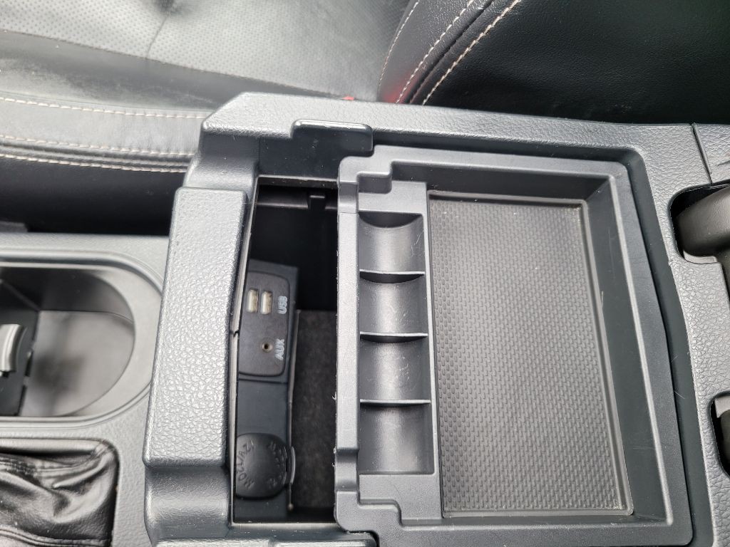2017 Subaru Forester Image 37