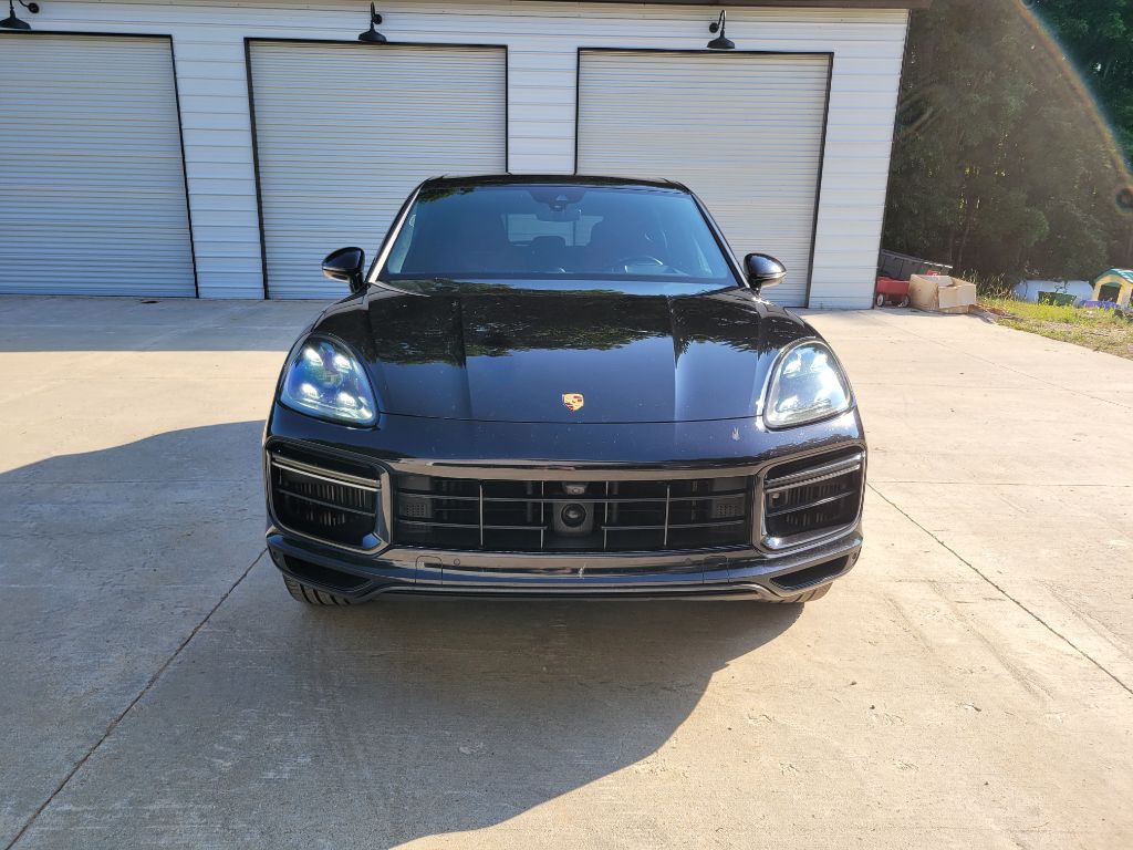 2019 Porsche Cayenne Image 2