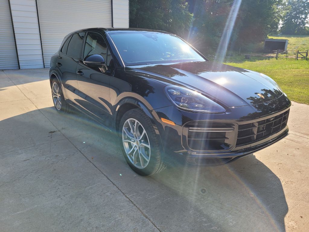 2019 Porsche Cayenne Image 3