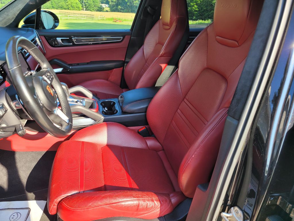 2019 Porsche Cayenne Image 15