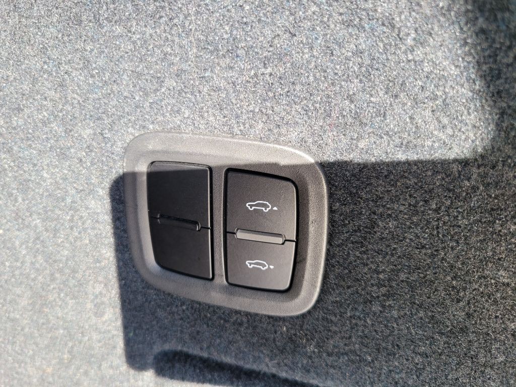2019 Porsche Cayenne Image 46