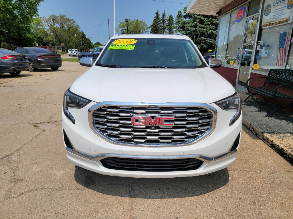 2019 GMC Terrain Image 2