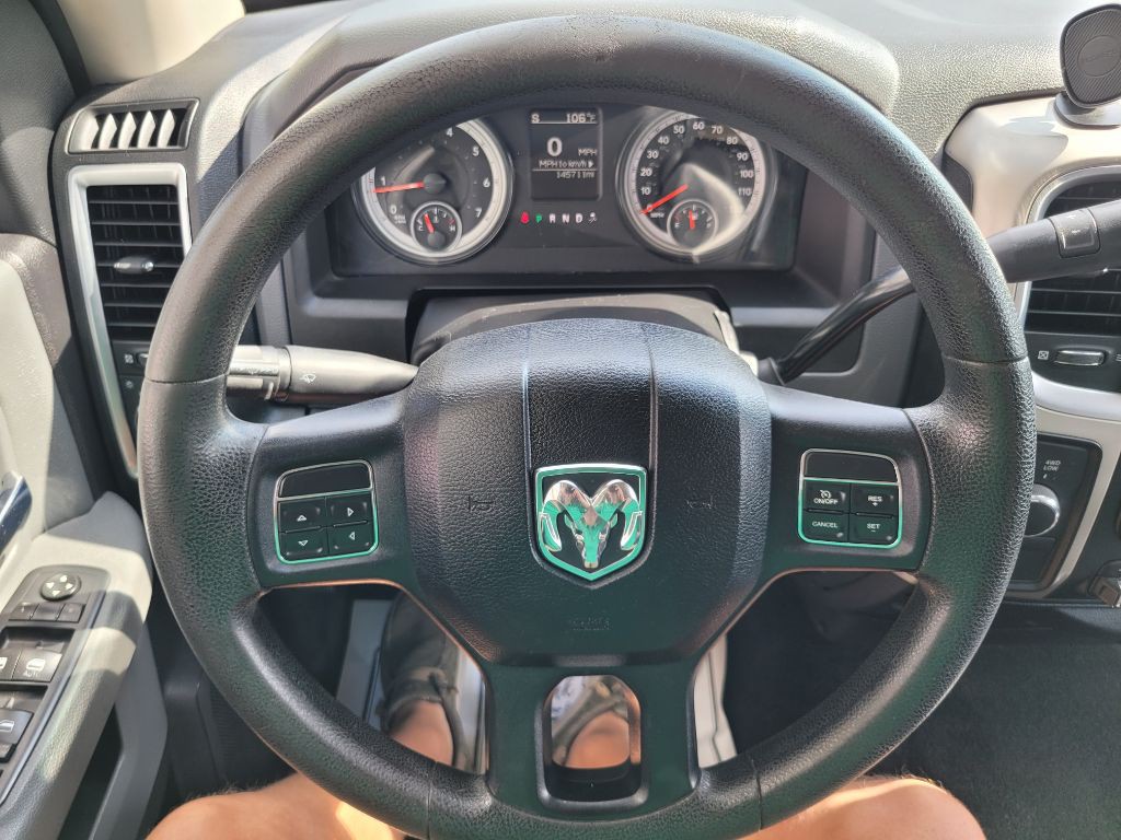 2016 RAM 2500 Image 26