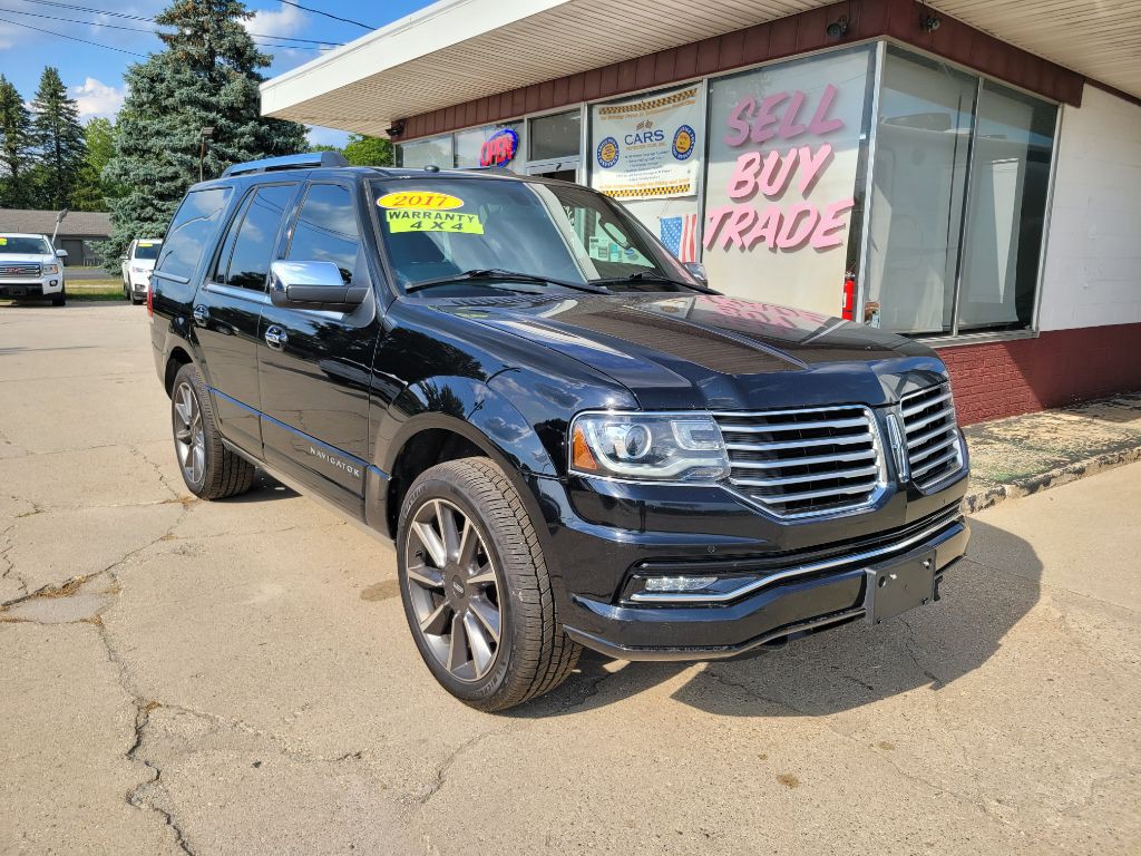2017 Lincoln Navigator Image 3