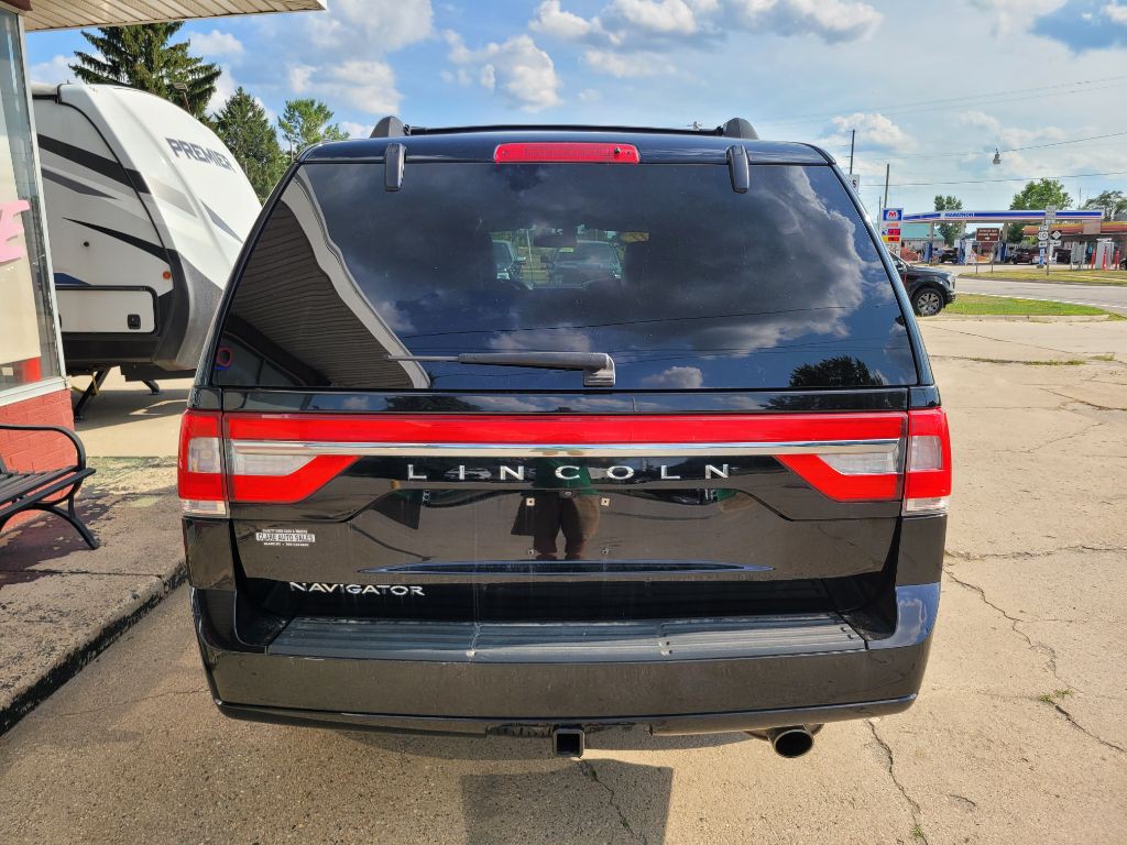 2017 Lincoln Navigator Image 6