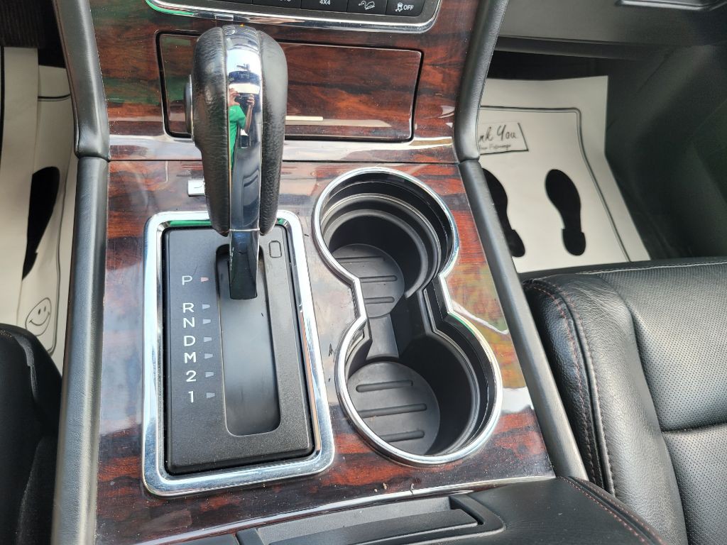 2017 Lincoln Navigator Image 33