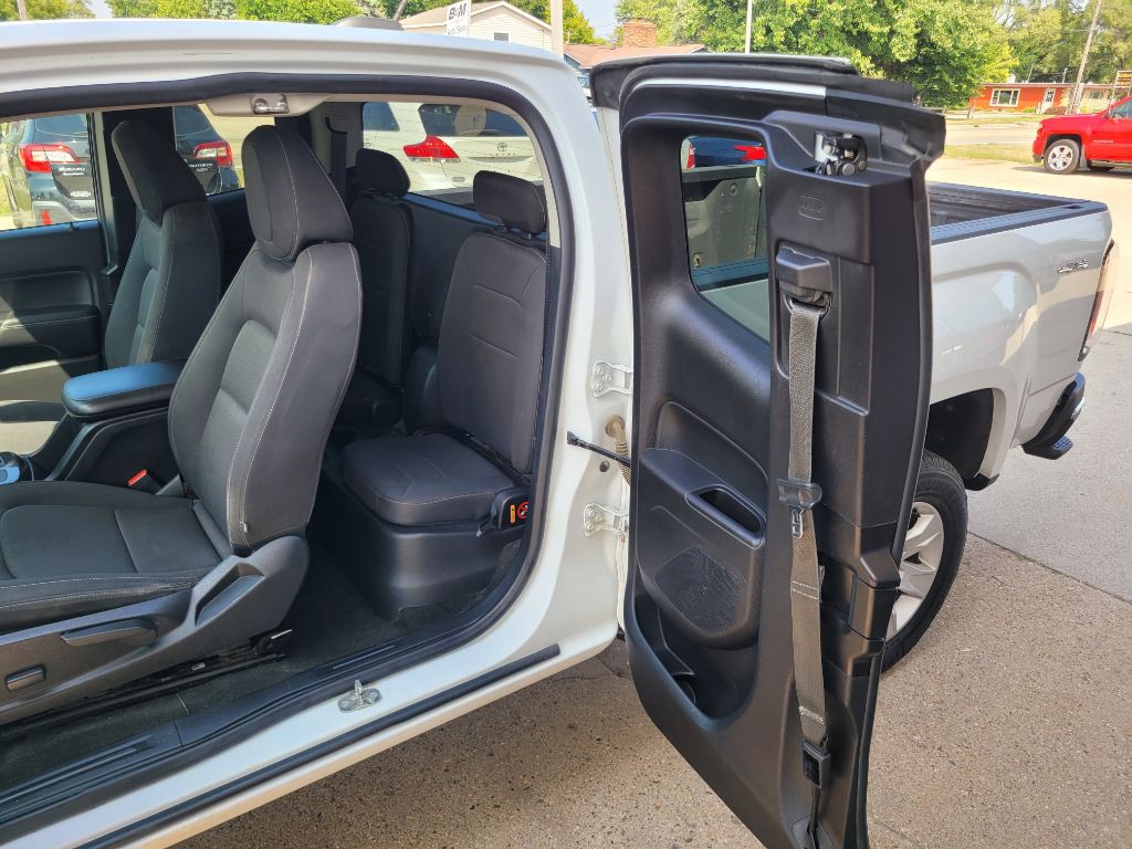 2017 GMC Canyon Image 41