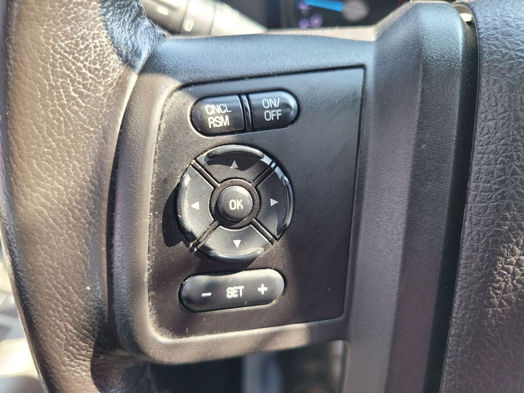 2016 Ford F-350 Image 31