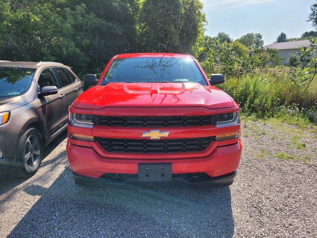 2018 Chevrolet Silverado 1500 Image 2