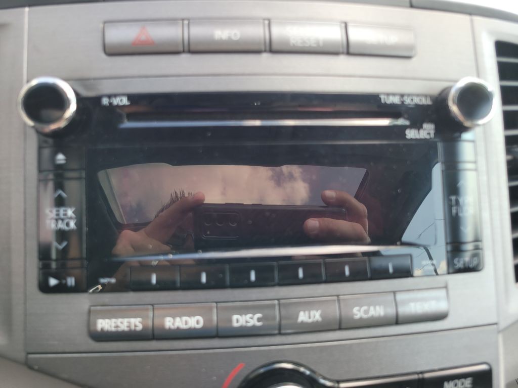 2011 Toyota Venza Image 30