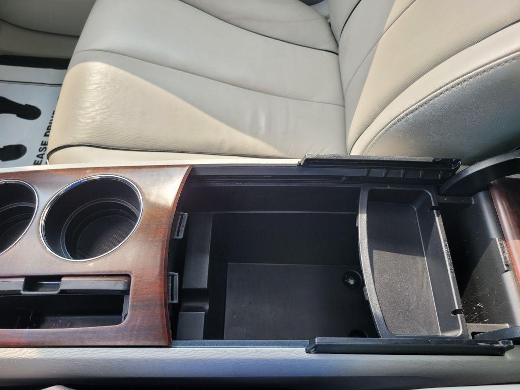 2011 Toyota Venza Image 36