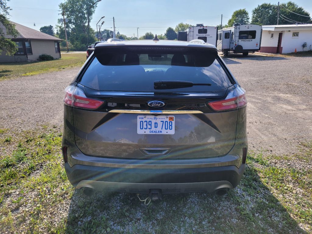 2019 Ford Edge Image 5
